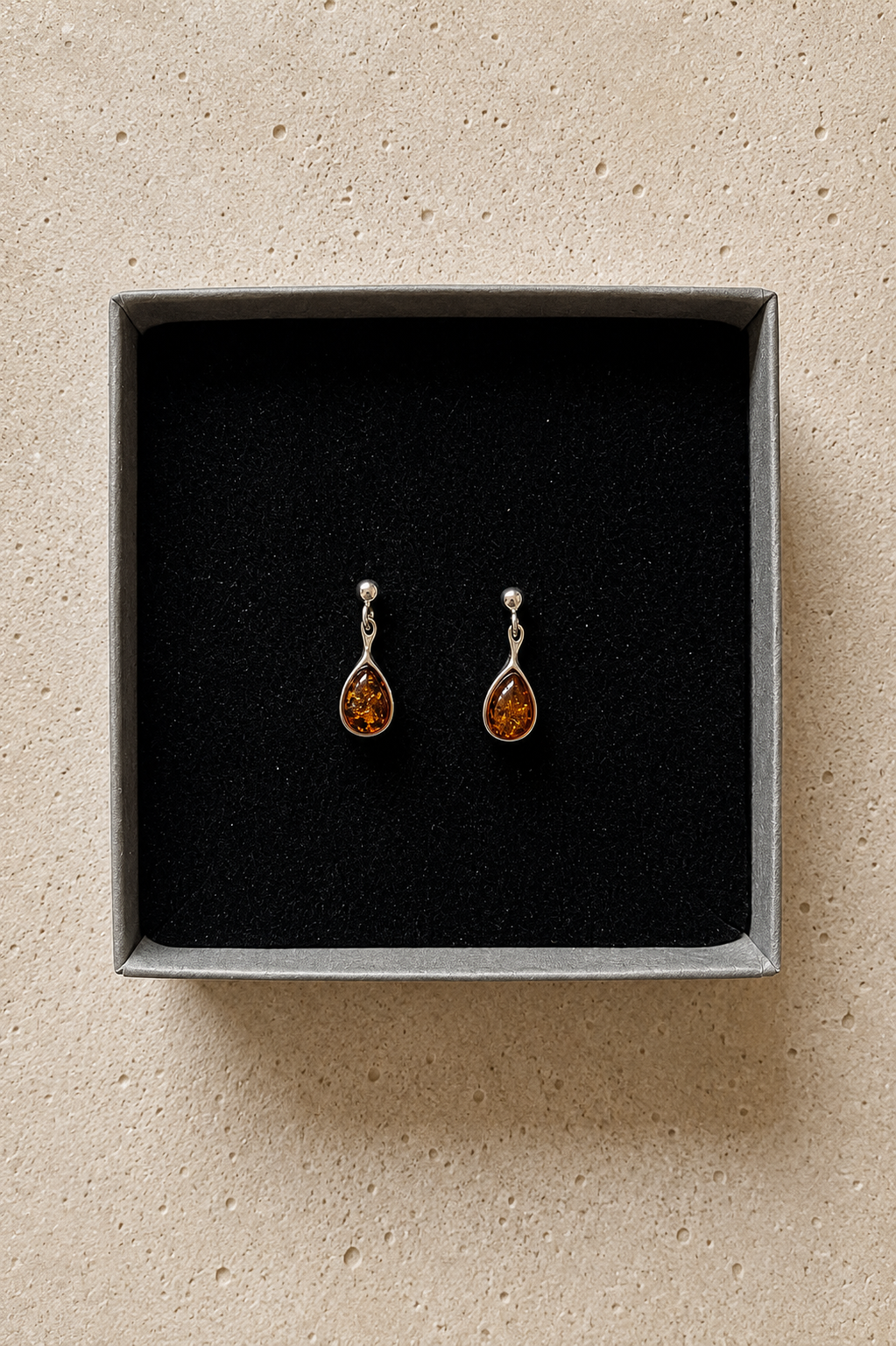 Pendientes Dhara